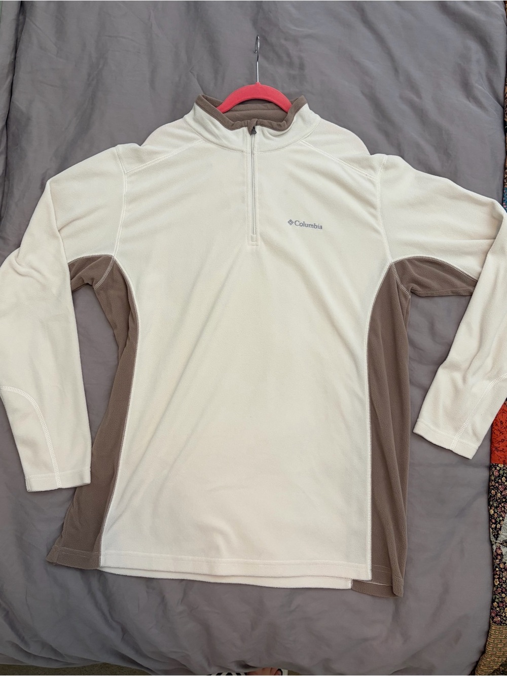 Columbia Men’s Cream & Tan Quarter Zip Fleece Pullover